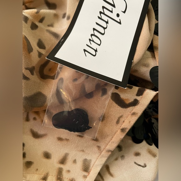 💯% silk vintage Diane Gilman 🙂♥️✨ - Picture 15 of 17